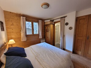 2 chambres, fer et planche à repasser, Wi-Fi gratuit