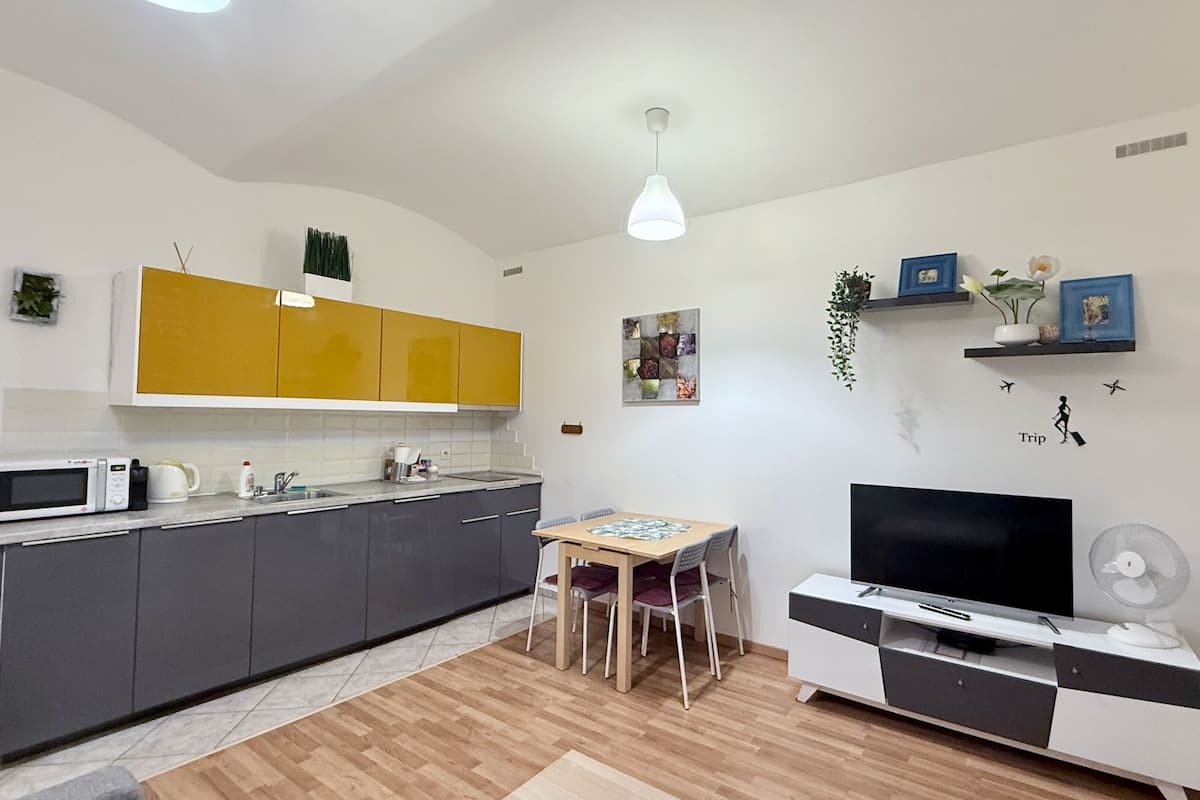1 bedroom, laptop workspace, free WiFi