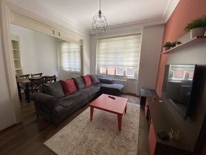 1 bedroom, premium bedding, desk, laptop workspace - Segatur Apartments (Istanbul)