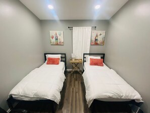 2 sovrum, strykjärn/strykbräda, gratis wi-fi och sängkläder