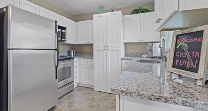 "Casita Playa" Our Super-Cute 1/1 Beach Getaway! 6 min from IRB!
