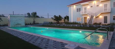 Piscine extérieure