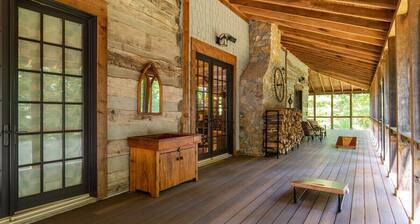 A Bourbon Connoisseur's dream is where you will find Rolling Fork Farm