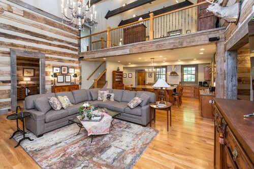 A Bourbon Connoisseur's dream is where you will find Rolling Fork Farm