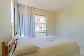 4 habitaciones y wifi gratis 