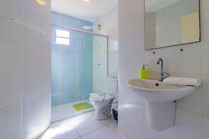 Bathroom - Casa na Praia de Maracaípe por Carpediem (Ipojuca)
