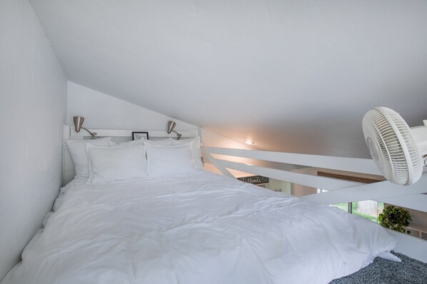 1 bedroom, in-room safe, iron/ironing board, WiFi