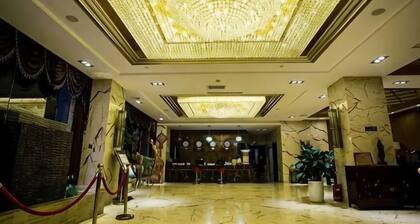 Zhenghe Holiday Hotel