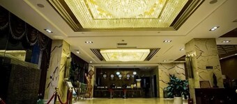 Zhenghe Holiday Hotel