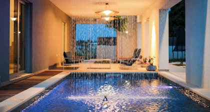 5BR/5BA-Refugium für 10 Personen mit beheiztem Pool, Wasserfall und Whirlpool