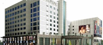 Huangjiang Holiday Hotel