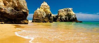 Duplex apartment with terrace overlooking swimming pool 200m from the beach