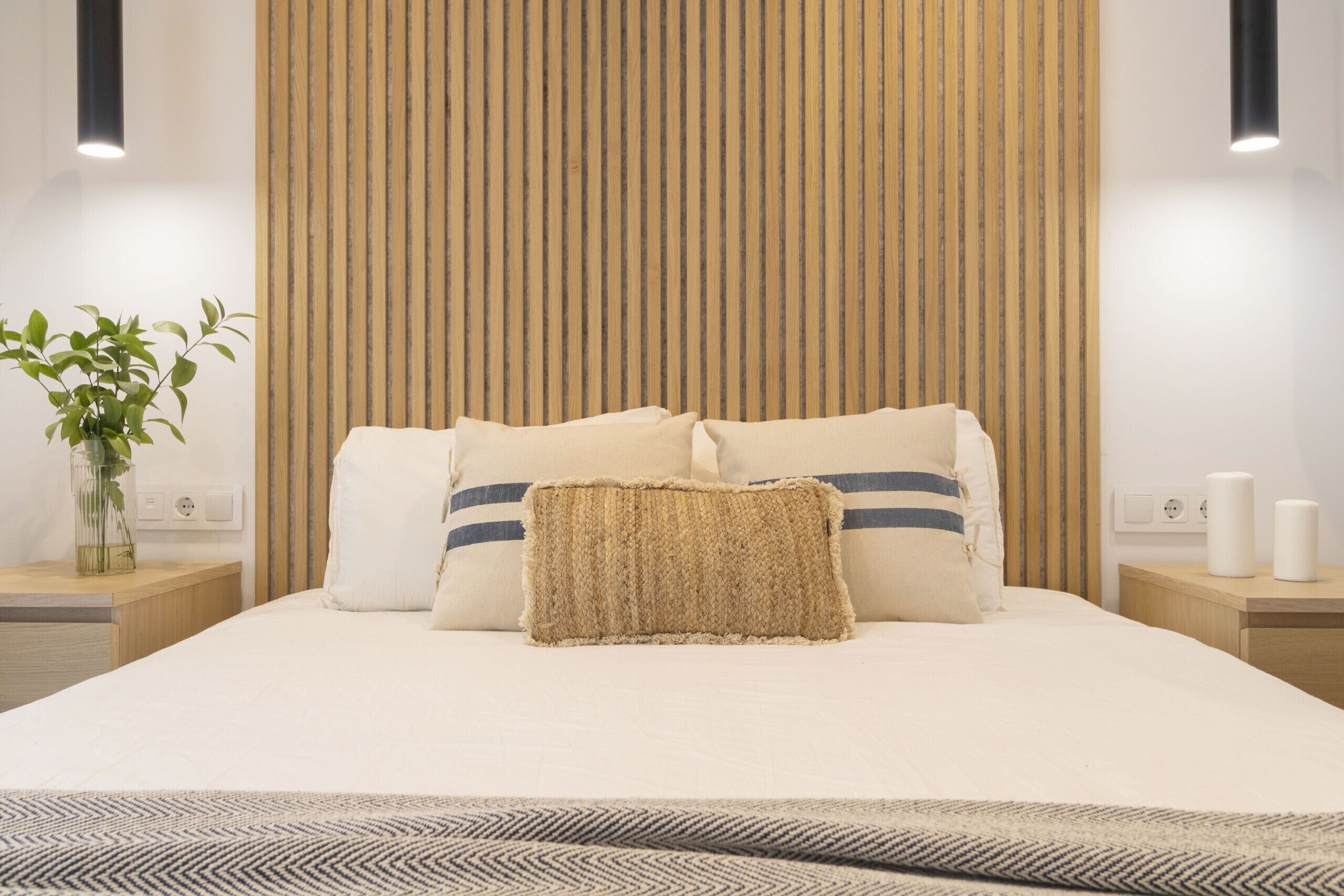 3 slaapkamers, een strijkplank/strijkijzer, gratis wifi, beddengoed