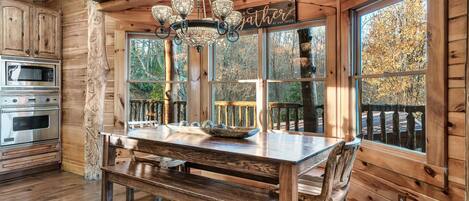 تناول الطعام