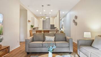 Smart TV, DVD player, table tennis, books