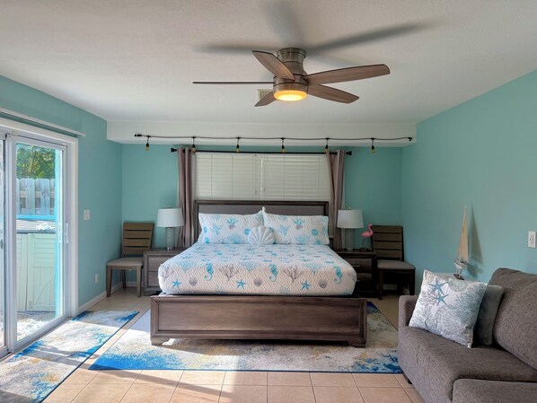 4 bedrooms, desk, iron/ironing board, free WiFi