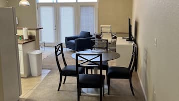 Family Apartment, 3 Bedrooms | Private kitchen | Full-size fridge, microwave, oven, stovetop