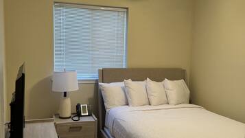 1 bedroom, desk, iron/ironing board, free WiFi