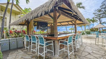 Bar (en la propiedad)