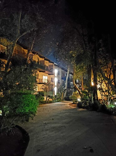 Newly Remodeled 2 Bedroom Condo with Loft