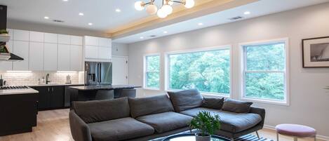 Télévision, espaces bureaux