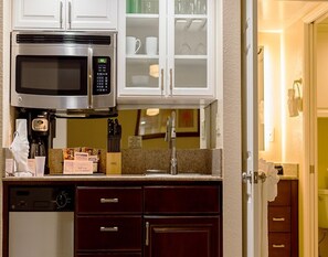 Fridge, microwave, toaster - Beautiful Condo in Conorado! (Coronado)