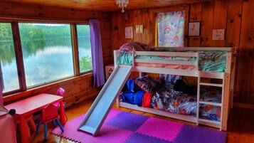 3 chambres, lit parapluie, Wi-Fi gratuit, draps fournis