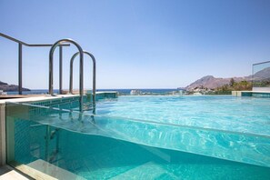 Outdoor pool - Villa Aléa-3Bedroom Villa in Plakias, south Rethymnon, Crete, with rooftop Pool (Plakias)