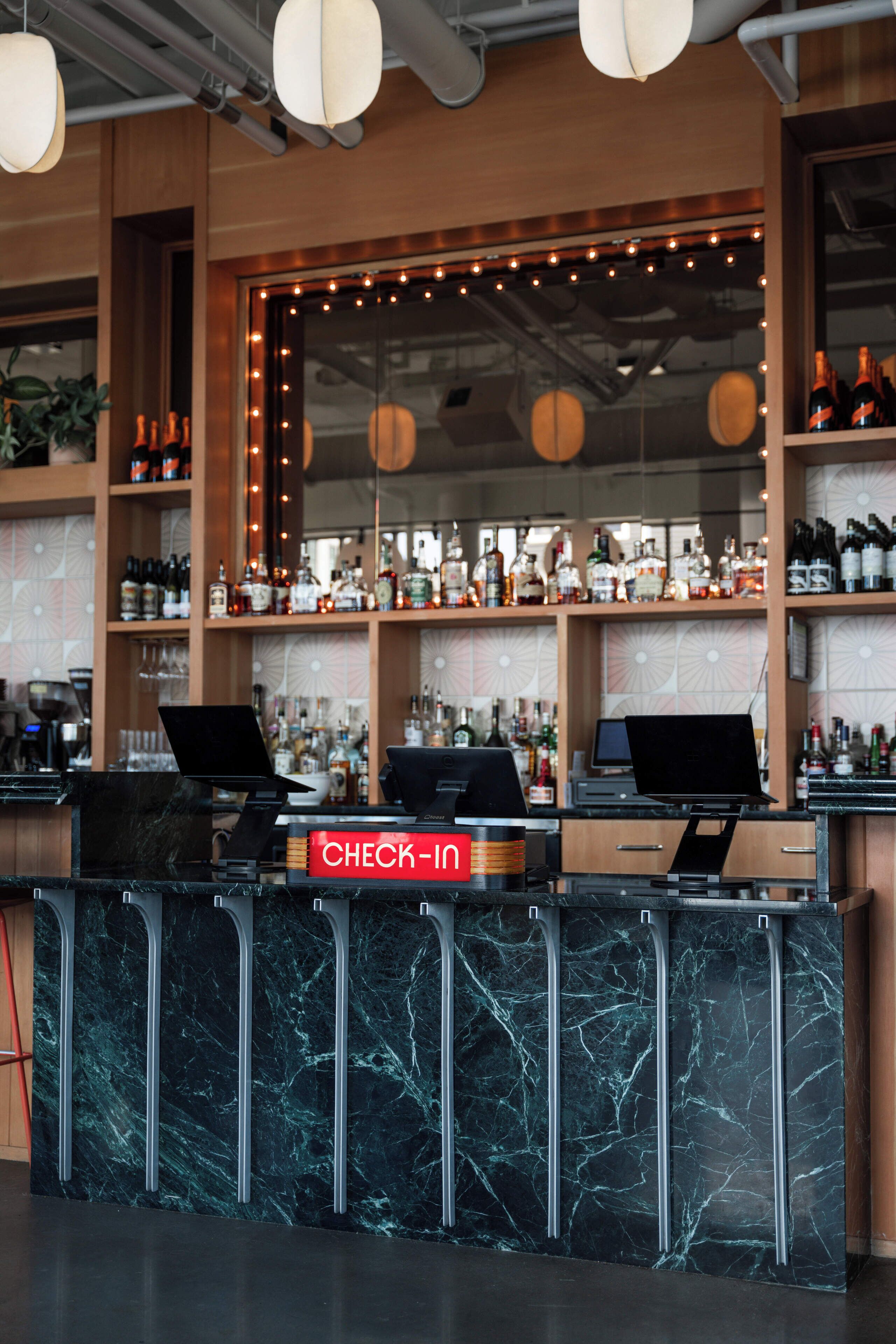 Check-in/check-out kiosk