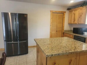 Private kitchen - Cozy home in beautiful Pinedale, WY. (Pinedale)
