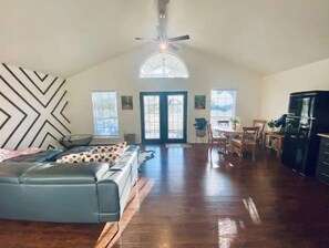 Smart TV, fireplace, video games