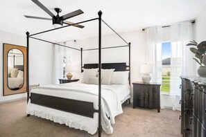 5 habitaciones, escritorio y tabla de planchar con plancha 