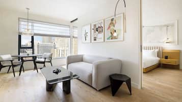 Televisi LED 55-inci dengan saluran TV kabel dan TV