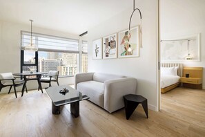 55-inch LED TV with cable channels, TV - Timbri Hotel San Francisco, Curio Collection by Hilton (San Francisco)