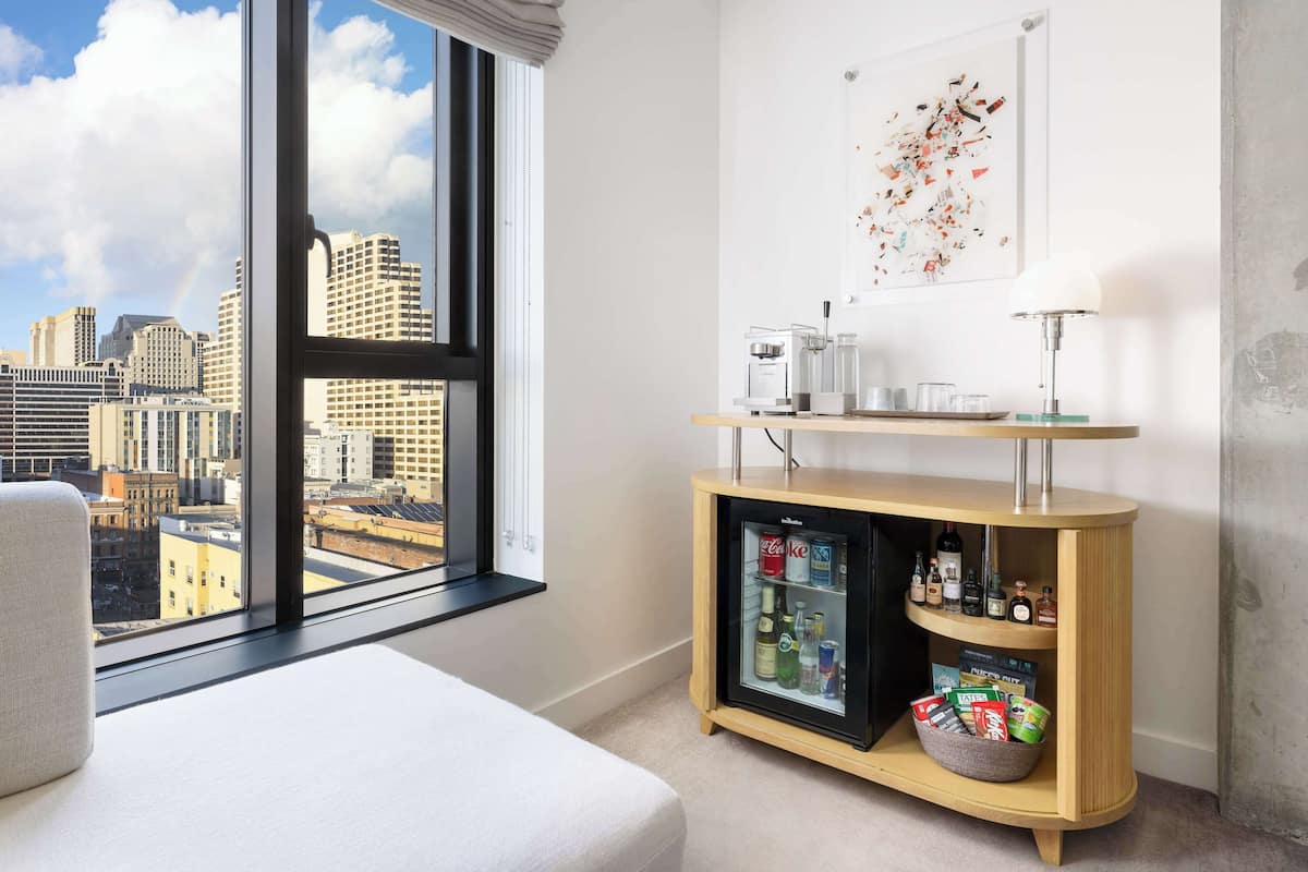 Egyptian cotton sheets, premium bedding, down comforters, minibar