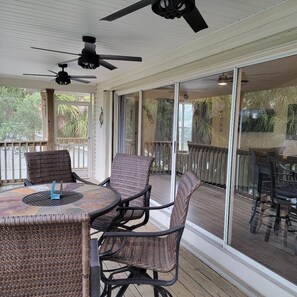 Outdoor dining