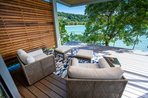 Exclusive Villa, 1 King Bed, Beach View, Oceanfront | Terrace/patio - Villa Kaya (St. George's)