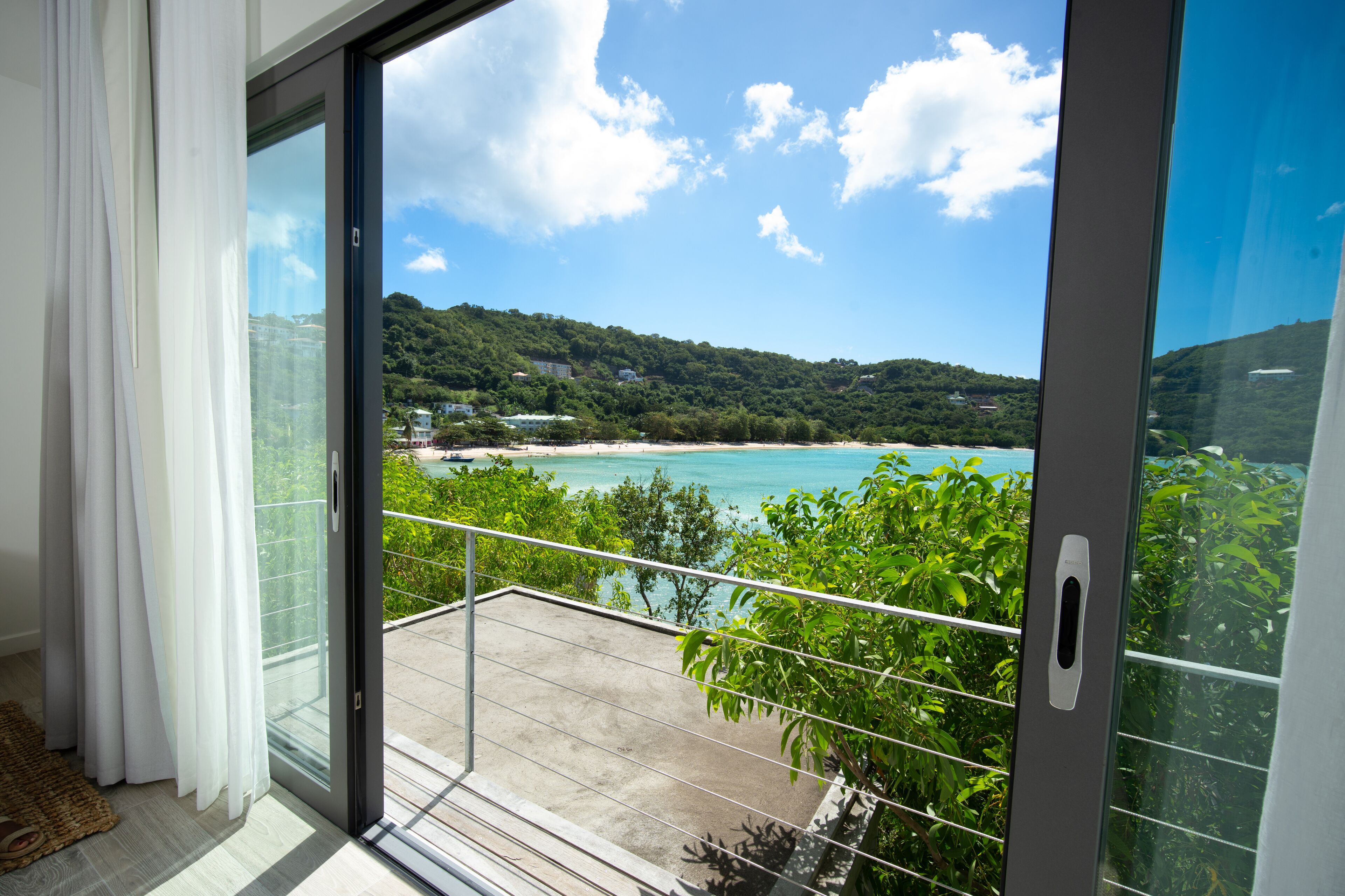 Panoraamastudiosviitti | Näkymä rannalle/valtamerelle