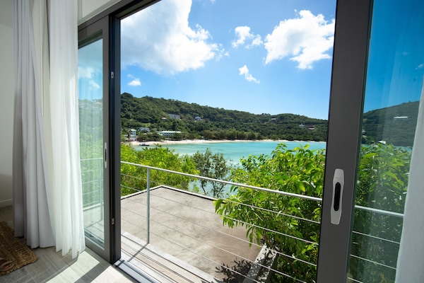 Panoramic Studio Suite | Beach/ocean view
