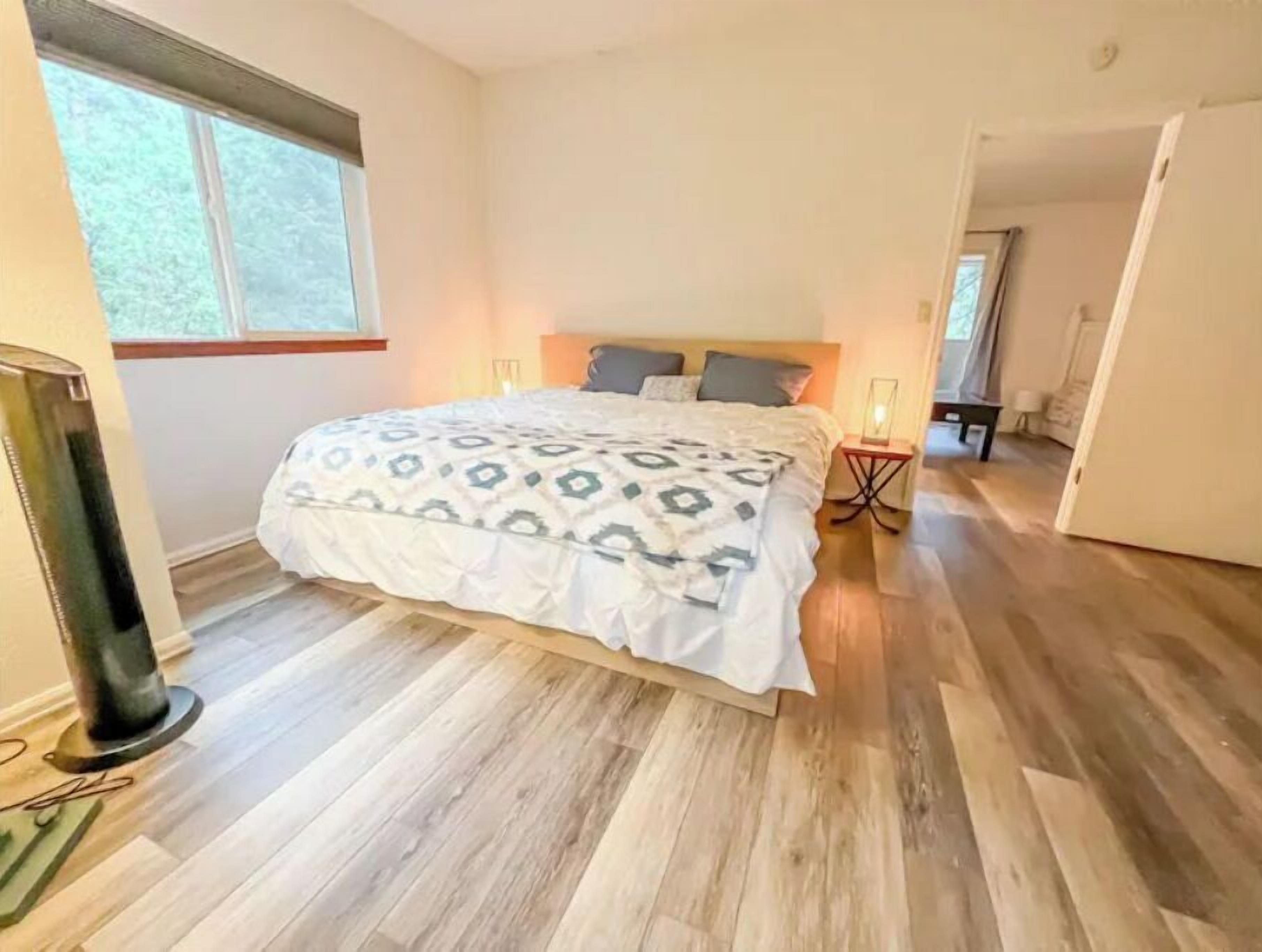 2 bedrooms, free WiFi, bed sheets