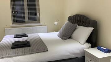 2 soveværelser, gratis Wi-Fi, sengetøj