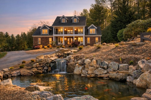 Brush Creek Pool House | Luxurious 10BR Home with Pool, Fire Pit, Game Room!