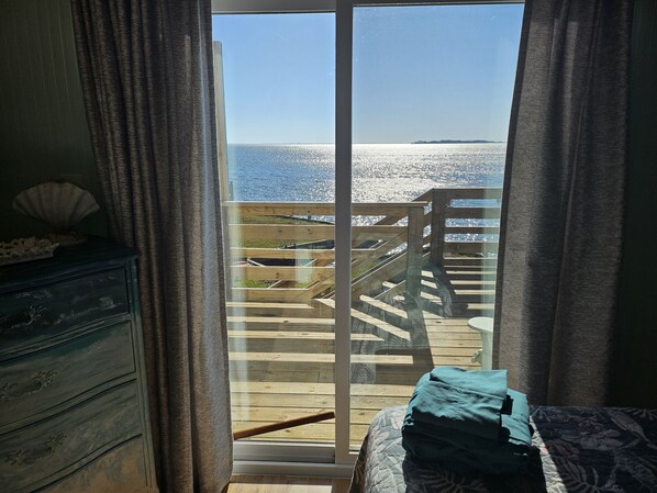 2 عدّة غرف نوم ومكتب وواي فاي مجانًا وملاءات أسرّة