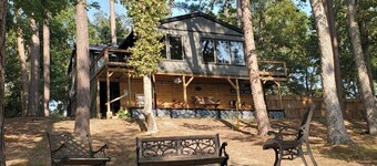 Lakeside Cabin on Lake O' the Pines Tx