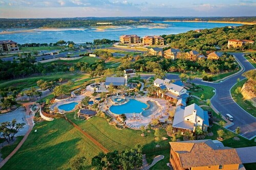 Escape To The Hollows on Lake Travis with golf cart provided