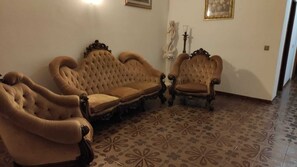 Interior - Sunny Seaside Escape in San Pier Marina (San Pier Marina)