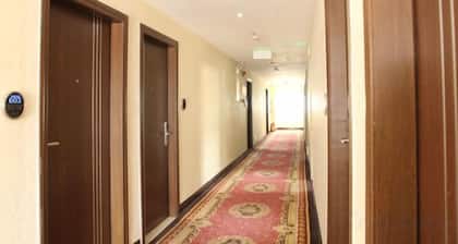 Sunday Business Hotel