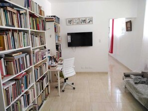 Interior - close to the sea, Colonial Zone, restaurants and Museums (Santo Domingo)