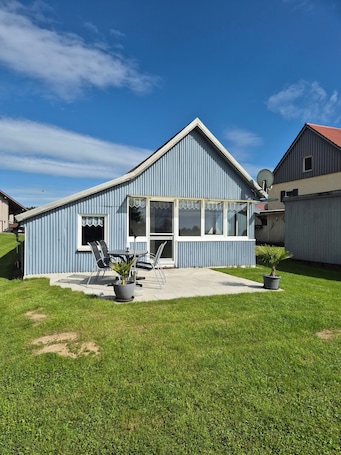 Exterior. Apartment 'Kleiner Spatz' with Terrace, Shared Garden & Wi-Fi