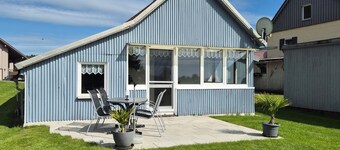 Apartment 'Kleiner Spatz' with Terrace, Shared Garden & Wi-Fi